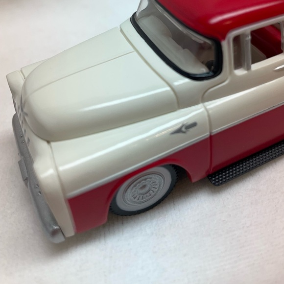 Dodge 1957 Sweptside D100 Truck Hallmark Ornament - Picture 4 of 8